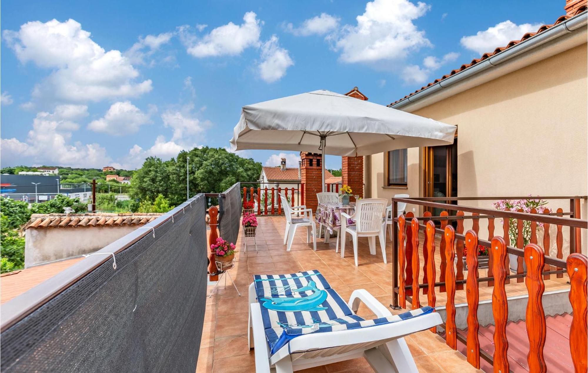 Awesome Apartment In Pula With Wifi 외부 사진